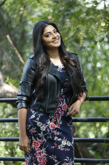 Manjima-Mohan-Interview-About-Saahasam-Swaasaga-Saagipo-Movie